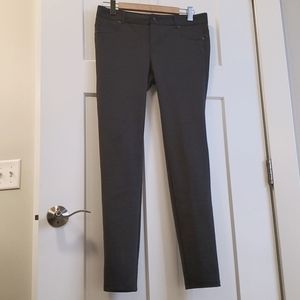 NEW YORK AND COMPANY STRETCH LEGGING PANTS SZ 6 GRAY COLOR